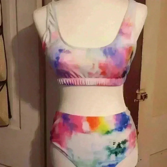Shein Ladies Two-piece Swim Suit - Picture 2 of 5